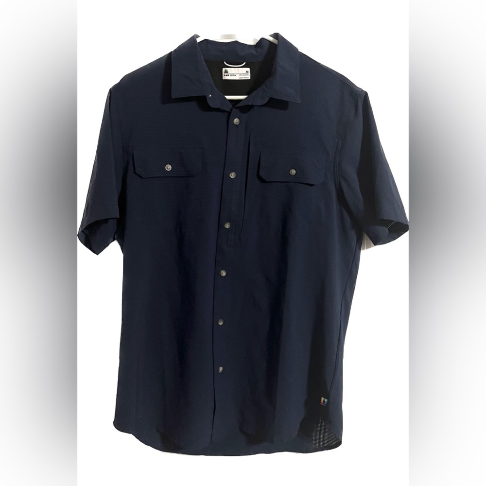 UB Tech Short Sleeve Button Up Shirt Size M / Navy Blue